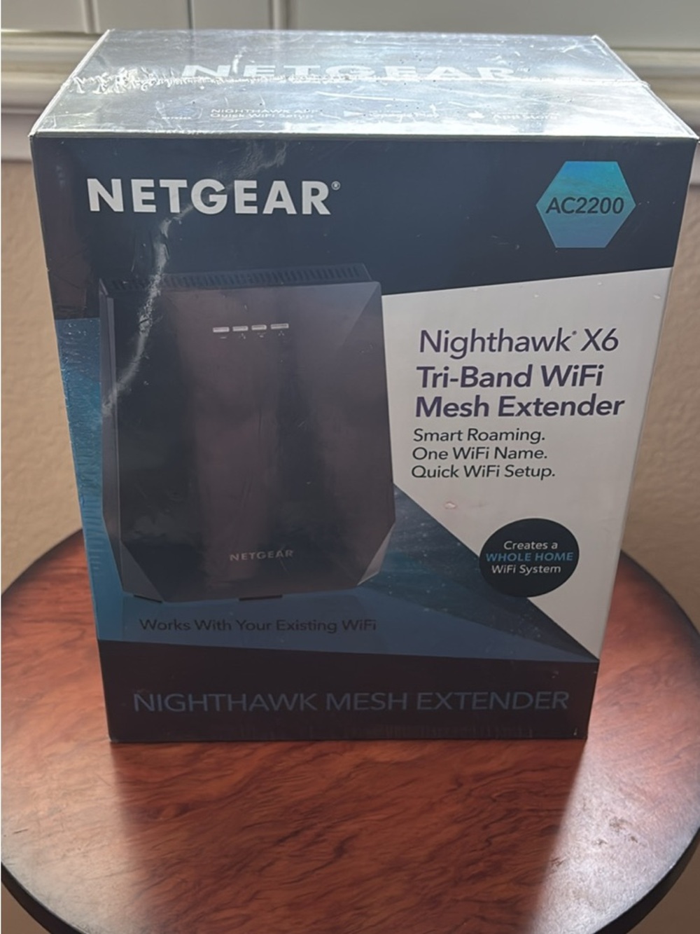 NETGEAR Nighthawk X6 AC2200 Tri-Band WiFi Mesh Extender - Black